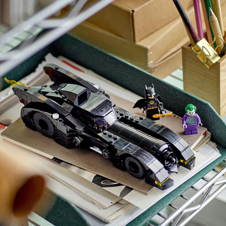 Set LEGO® DC Batman™ 76224 Batman™ Vs. Joker™: Batmobile Chase