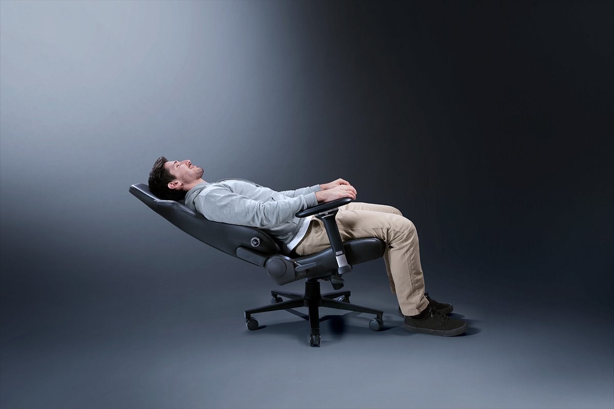 Karrige lojërash Razer Iskur V2, 6D lumbar, e zezë