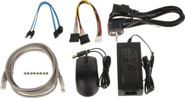 Regjistrues BCS V-NVR0802-4KE-8P, i zi