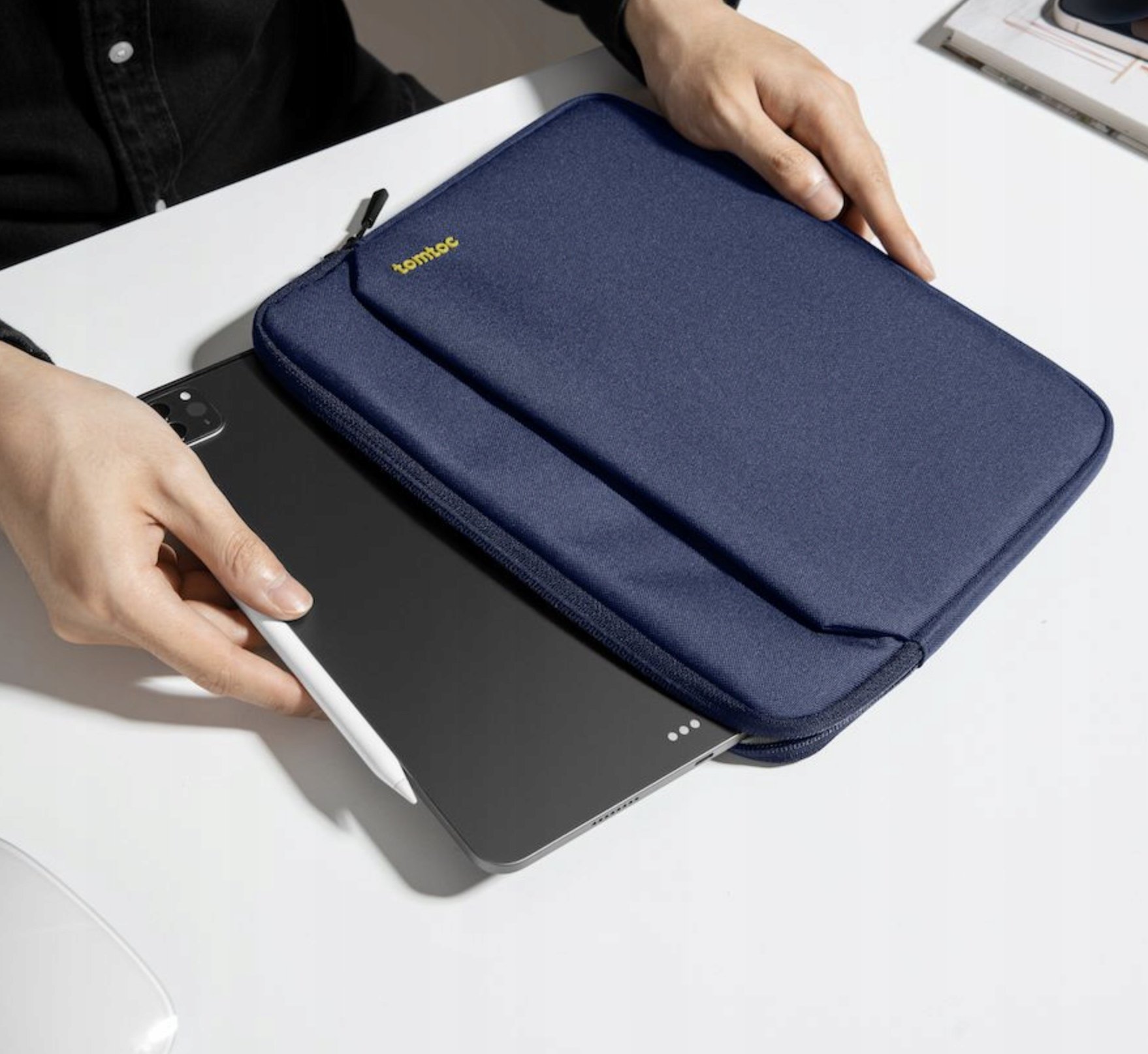 Mbështjellës tablet Tomtoc për iPad Pro 12.9", rezistent ndaj goditjeve, blu e errët