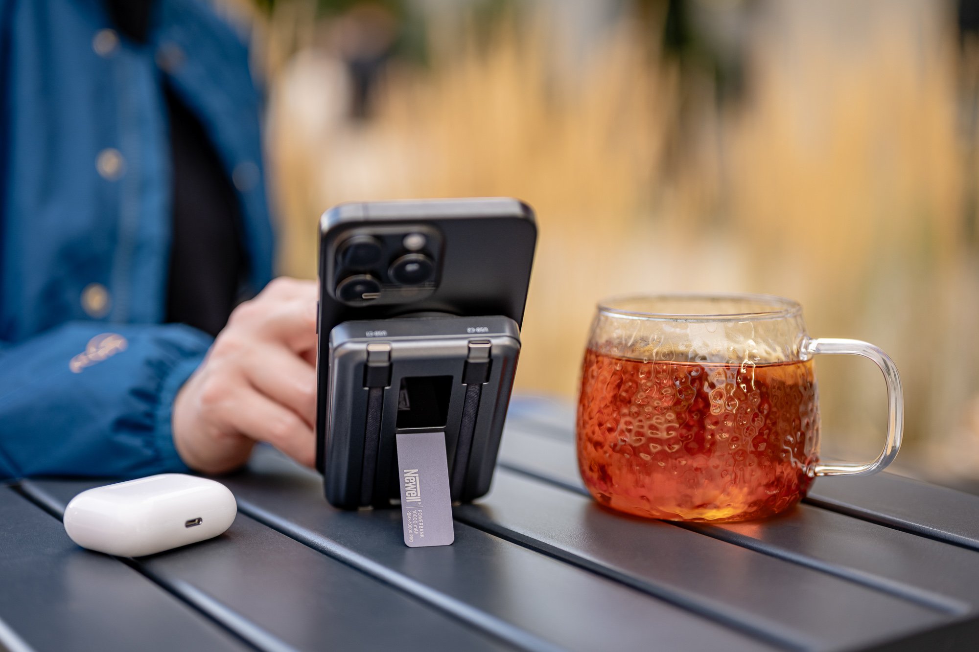 Power bank Newell MS-10000 Pro, 10000mAh, MagSafe dhe Qi, gri