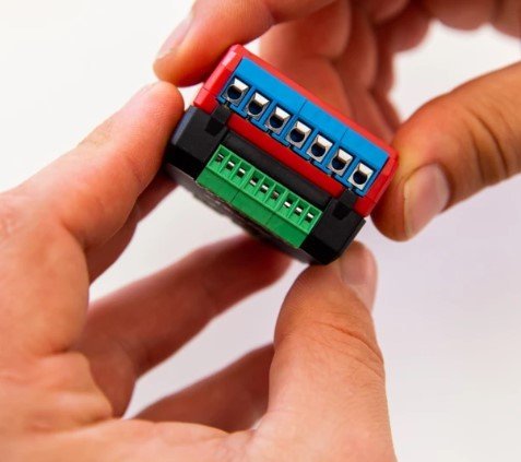 Modul zgjerues Shelly Plus Add-On, për matje temperature dhe lagështie