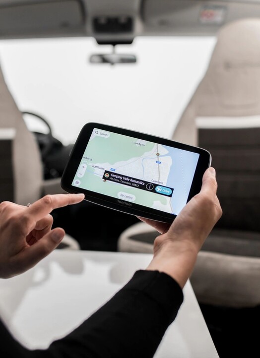 Navigues makine TomTom GO Camper Max