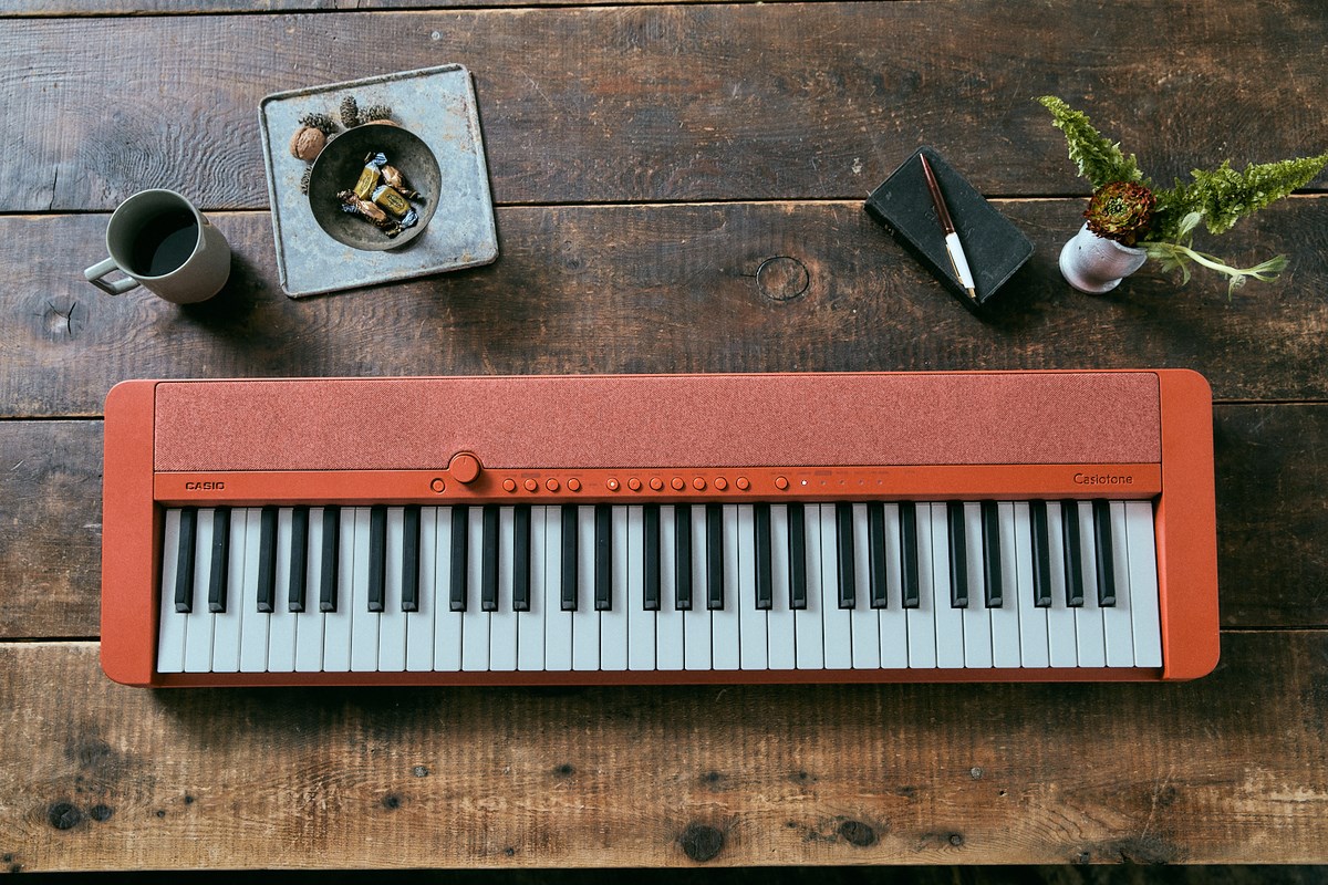 Keyboard Casio Casiotone CTS1, 61 taste, touch sensitive, i kuq