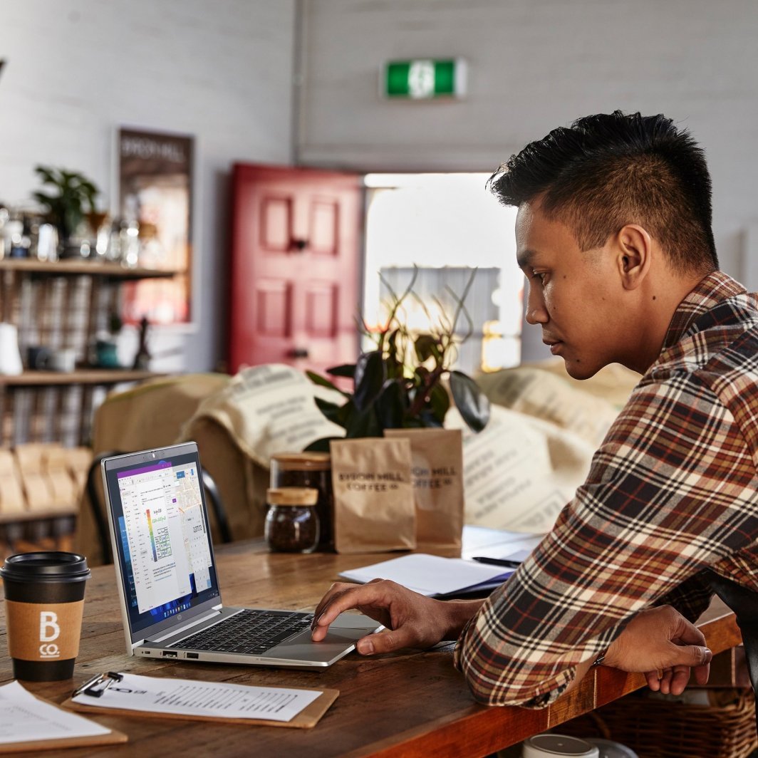 Laptop HP ProBook 445 G9, 14", AMD Ryzen 7 5825U, 8 GB RAM, 512 GB SSD, i argjendtë