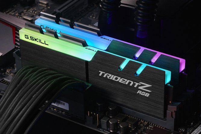 Memorie G.Skill Trident Z RGB, DDR4, 16 GB, 4266 MHz, CL19, F4-4266C19D-16GTZR