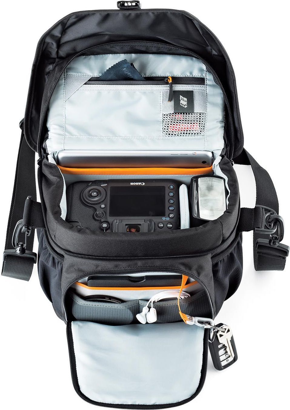 Фотографска торба Lowepro Nova 170 AW II, за DSLR, отпорна на временски услови, црна