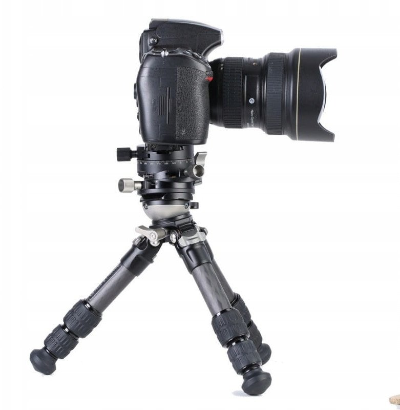 Tripod karboni Leofoto LS-223CEX Ranger, bazë niveluese, kompakt, i zi