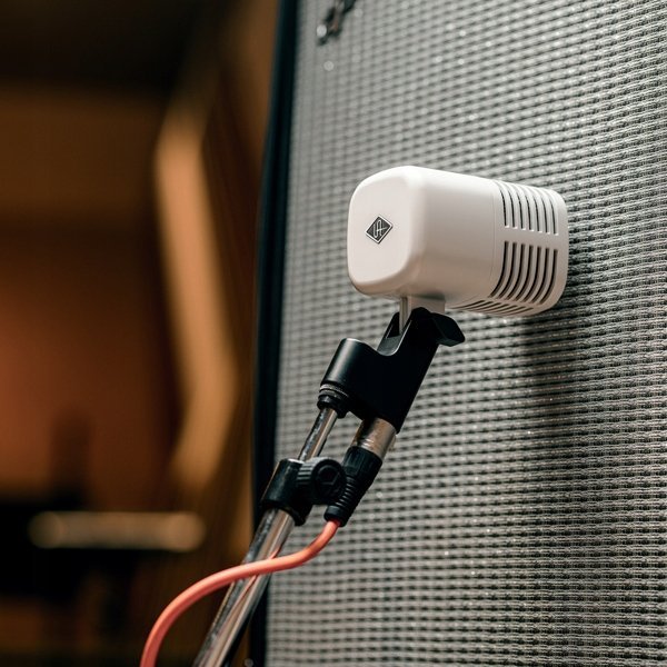 Mikrofon për daulle Universal Audio SD5, dinamik, për daulle bas, i bardhë