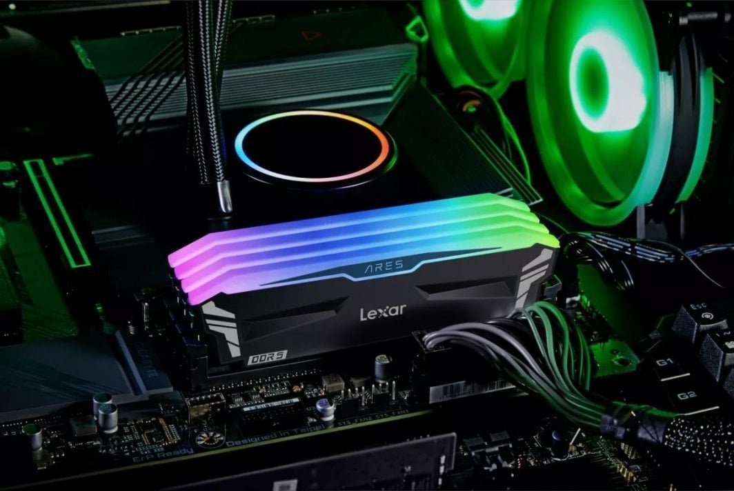 Memorie Lexar Ares RGB, DDR5, 32 GB, 6800 MHz, CL34, LD5U16G68C34LA-RGD