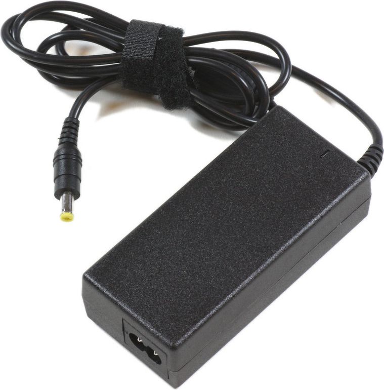 Adapter karikues CoreParts MBA1021, 65W, për ambiente të brendshme, i zi