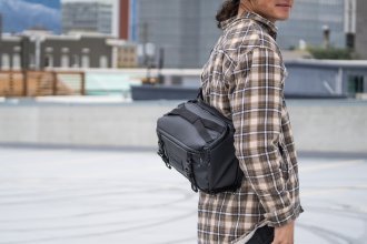 Çantë sling WANDRD Rogue 9L, për kamera dhe laptop 16", Uyuni Purple