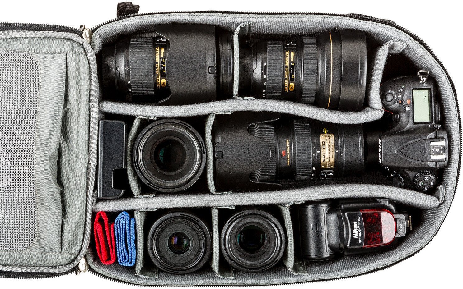 Çantë fotografike Tenba Airport Essentials, për DSLR, hapësirë për laptop 13", e zezë