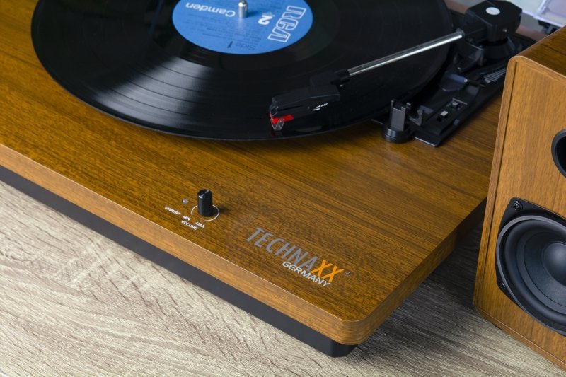 Pikap Technaxx TX-188, Bluetooth, altoparlantë stereo 2x15W, kafe