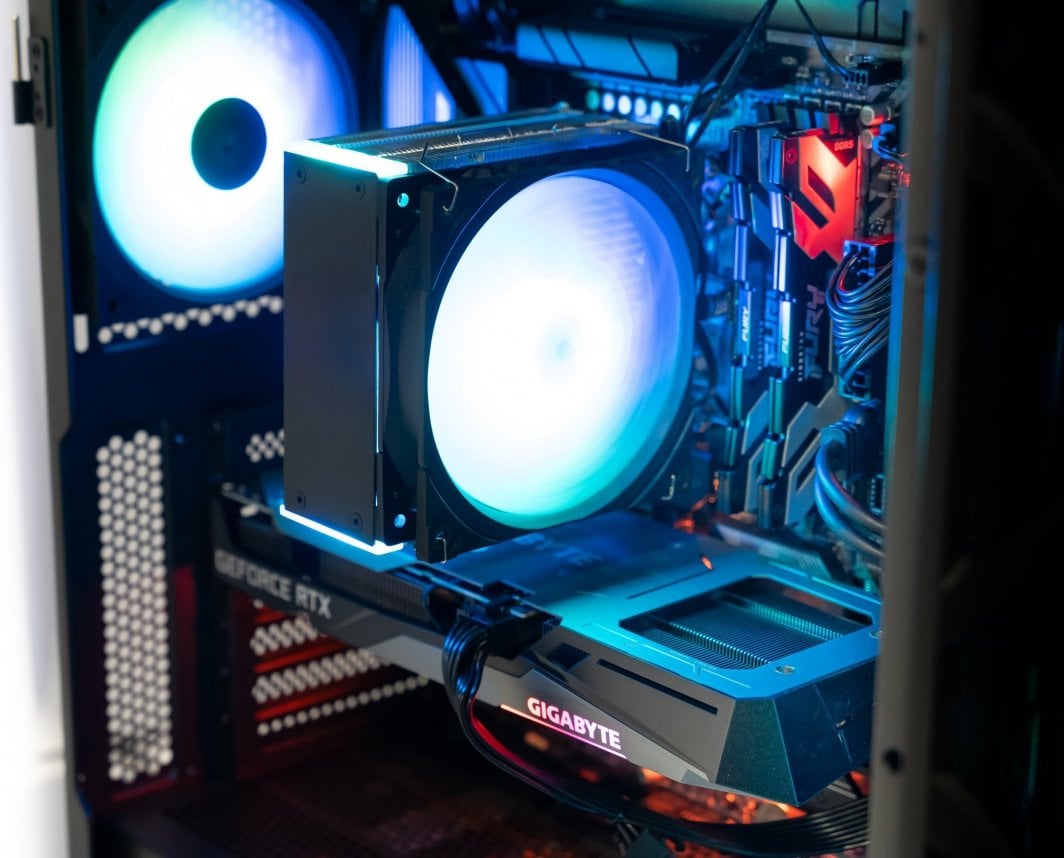 Kompjuter Nest PRO 800 ARGB Intel Core i5-13600K, 32 GB RAM, Nvidia RTX 4080 SUPER, 512 GB M.2 SSD, Windows 11 Pro