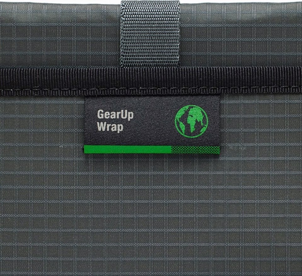 Organizues kabllosh Lowepro GearUp Wrap, palosës, gri e errët