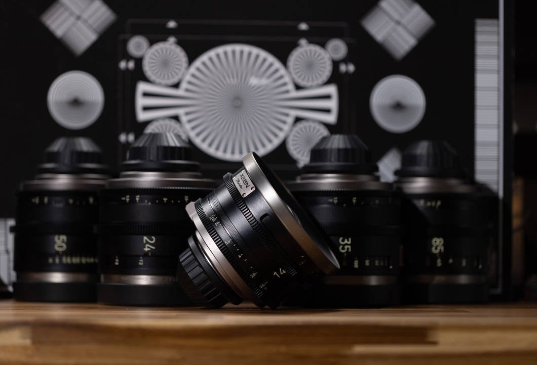Objektiv kinematografik Samyang XEEN Meister 24mm T1.3, Full Frame, bajonetë Canon EF Sony E PL, i zi