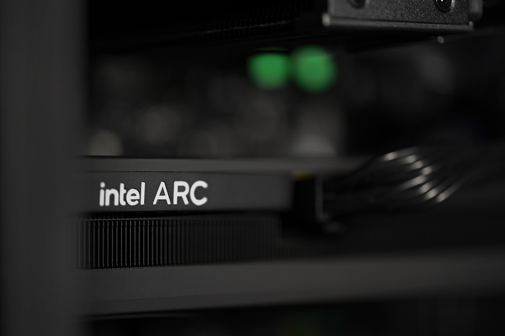 Kompjuter gaming Actina Intel Core i5-12600K, 32GB RAM, 1TB SSD, Intel Arc A380, midi tower i zi