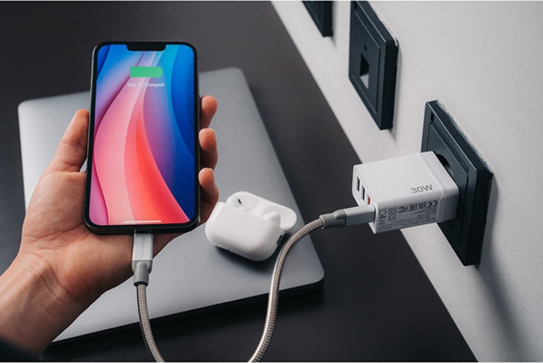 Ngarkues Verbatim, USB, 5V, i bardhë