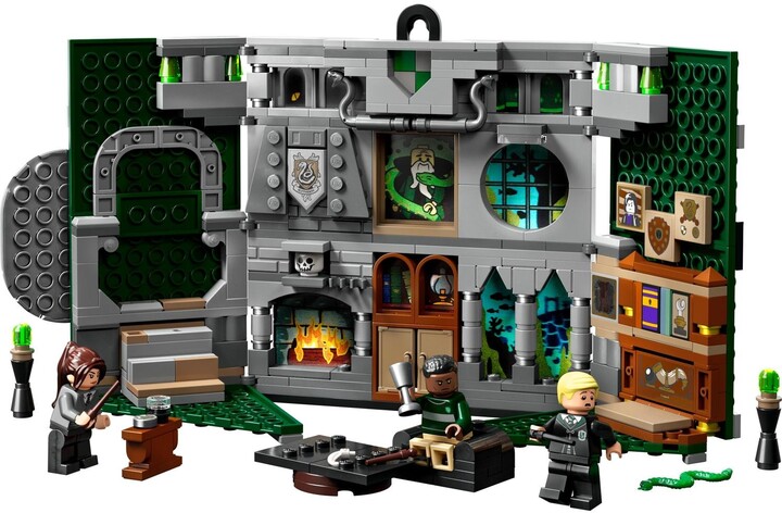 Set LEGO® Harry Potter™ 76410 Slytherin's Banner, 349 pjesë
