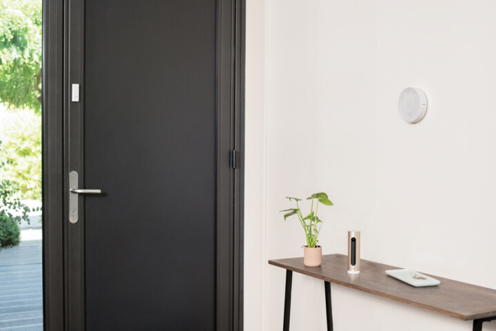 Sistem me WiFi për mbikqyrje, e artë/ e bardhë