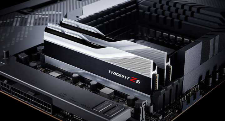 Module të memories G.Skill Trident Z5 32GB (2x16GB) DDR5 6400 CL32, të argjendta