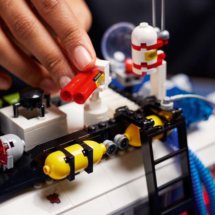 Lodër LEGO Creator Expert 10274 Ghostbusters - ECTO-1