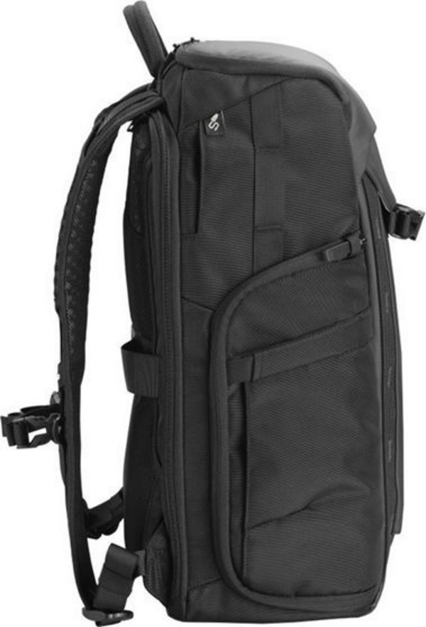 Çantë shpine fotografike Vanguard VEO ADAPTOR R48, 20L, për DSLR dhe laptop 16", e zezë
