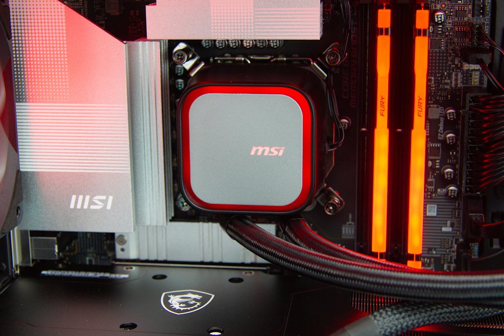 Kompjuter HAL3000 Master Gamer Elite-K, Intel Core Ultra 5 245KF, 32GB RAM, 2TB SSD, RTX 5070 Ti, i zi