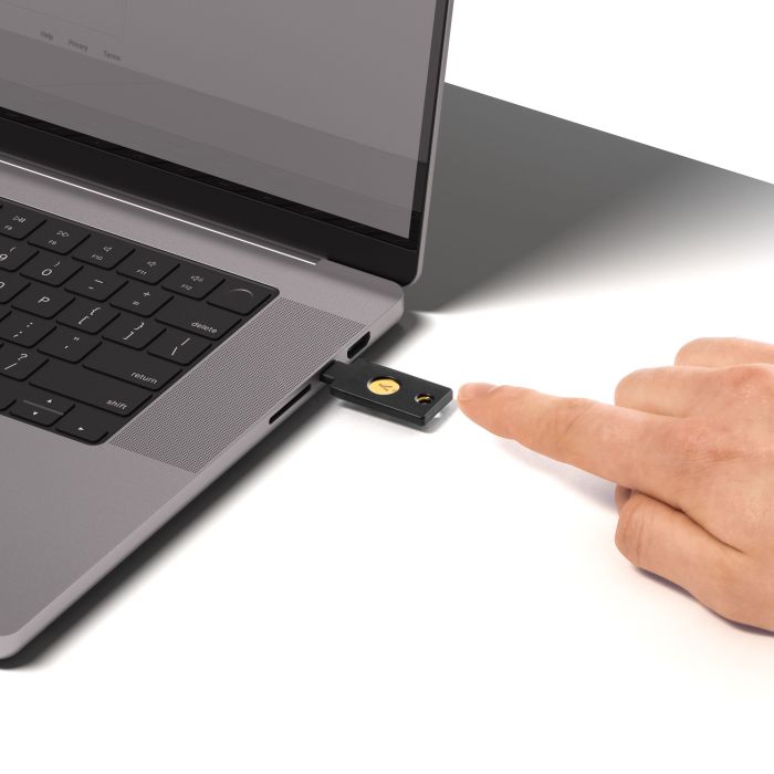Çelës sigurie Yubico YubiKey 5C NFC, i zi (2 copë)
