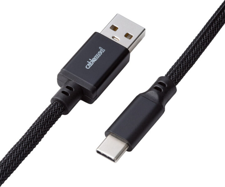 Kabllo spirale CableMod Pro, USB-C/USB-A, 1,5m, e zezë