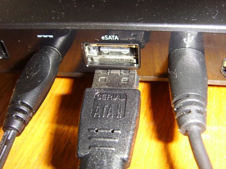 Kabllo PremiumCord eSATA F/F, 1.5 metra