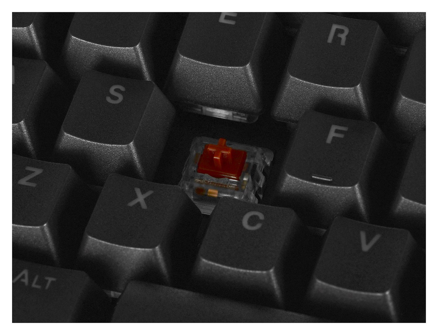 Tastierë mekanike Gaming Endorfy OMNIS, USB, Kailh Brown, RGB, e zezë