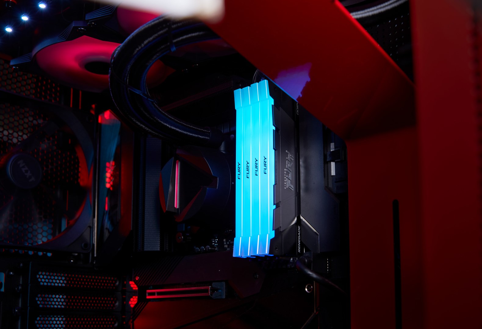 Memorie RAM Kingston FURY Renegade RGB, 32GB, DDR4, 3200MT/s, e zezë