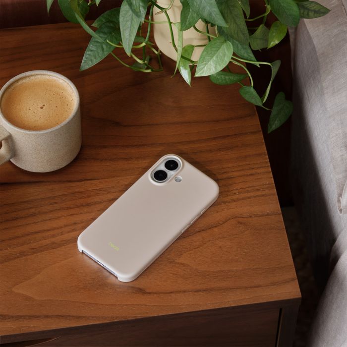 Beats iPhone 17 Case with MagSafe and Camera Control, Lime Stone