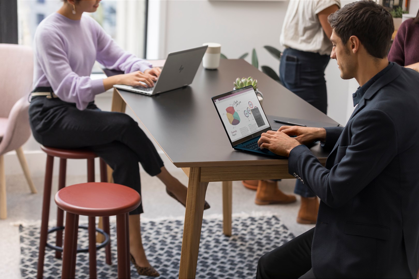 Laptop HP Elitebook 640, 14", Intel i5-1235U, 16 GB RAM, 256 GB SSD, i argjendtë