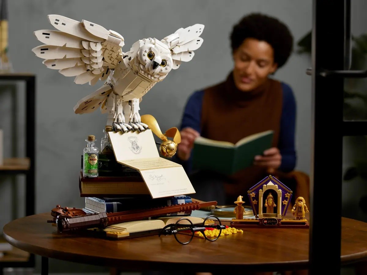 Set Lego Harry Potter Hogwarts Icons Collectors Edition 76391, model koleksionues, për të rritur, shumëngjyrësh