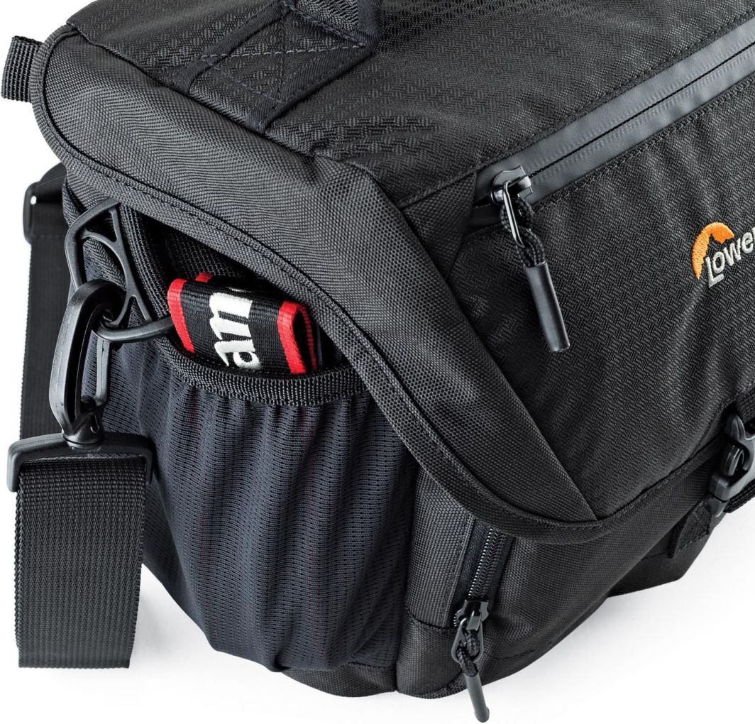 Фотографска торба Lowepro Nova 170 AW II, за DSLR, отпорна на временски услови, црна