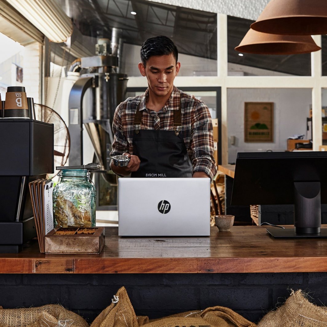 Laptop HP ProBook 455 G9, 15.6", AMD Ryzen 5 5625U, 16GB RAM, 512GB SSD