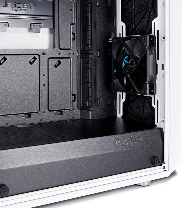 Кутија за компјутерски Fractal Design Meshify C, со стакло, бело