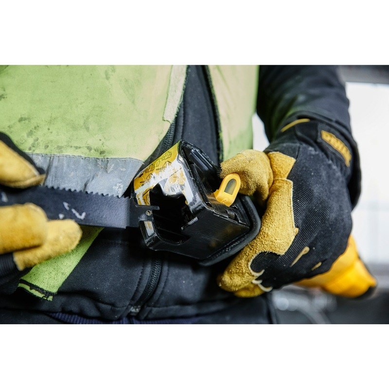 Sharrë reciproke Dewalt DWE305PK, 1100W, prerje e shpejtë, e verdhë