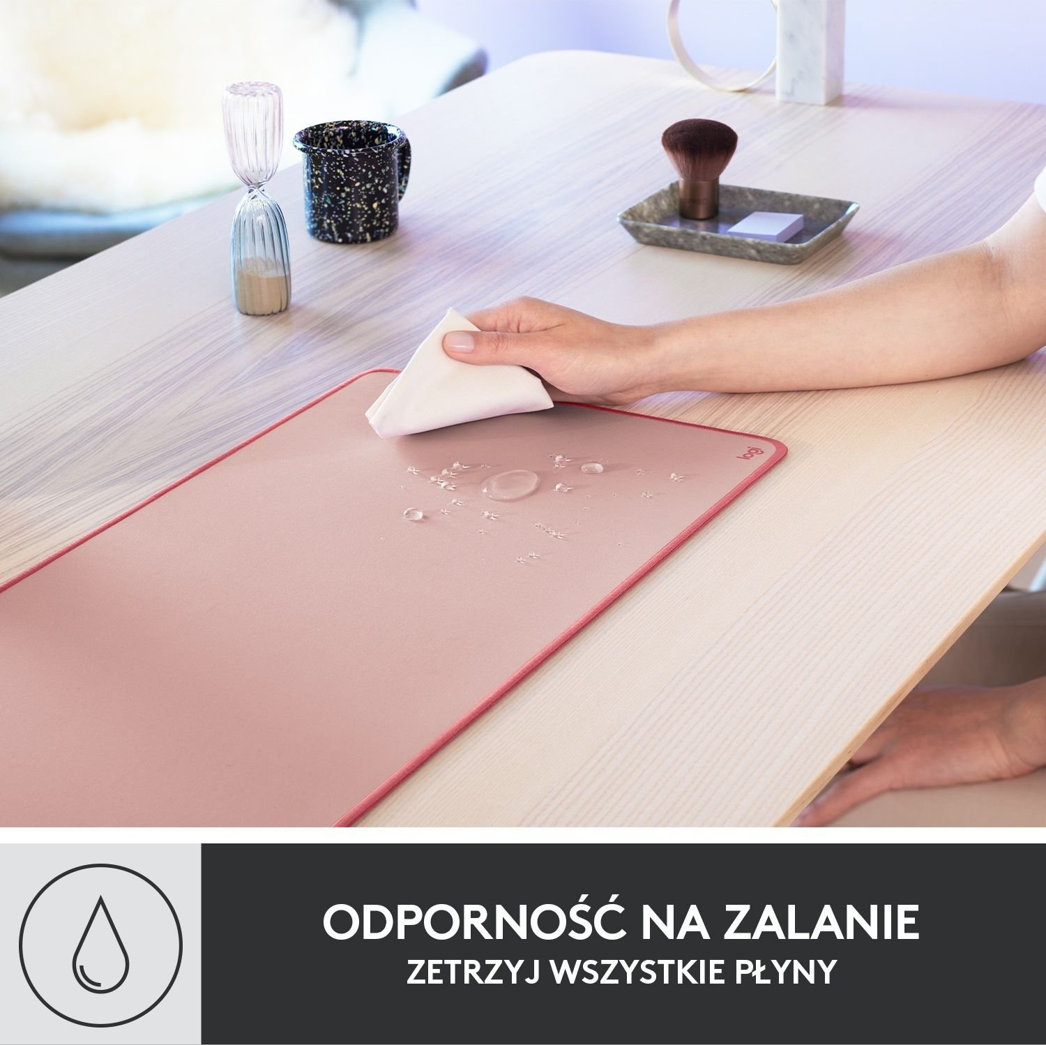 Set aksesorësh Logitech Studio Series Mouse Pad DARKER ROSE dhe Brio 100, mouse pad pëlhure, kamera Full HD, rozë e errët