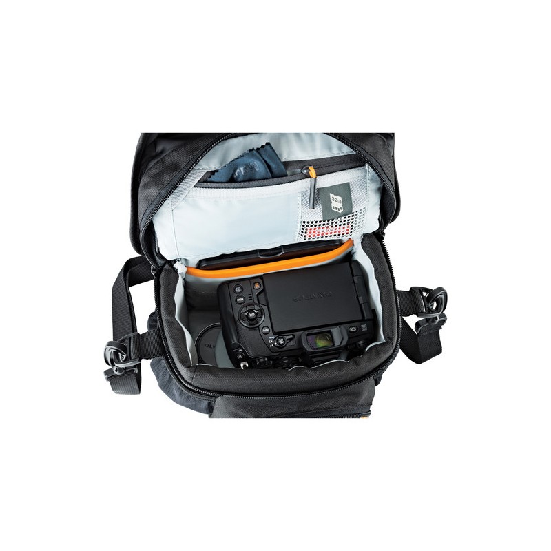 Çantë Lowepro Nova 140 AW II
