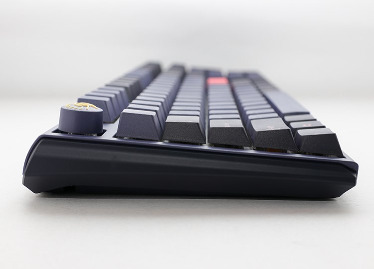 Tastierë lojërash Ducky One 3 Cosmic TKL, RGB LED, Cherry MX Red, e kaltër