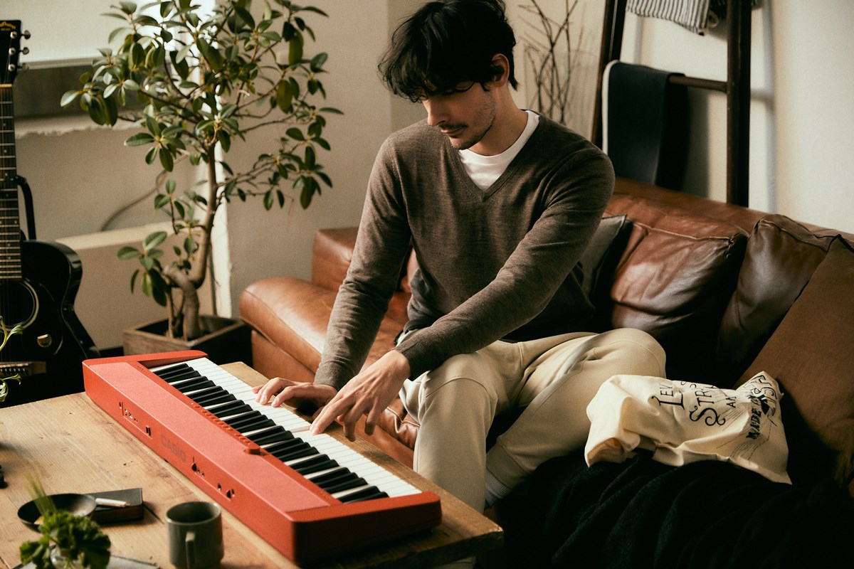 Keyboard Casio Casiotone CTS1, 61 taste, touch sensitive, i kuq