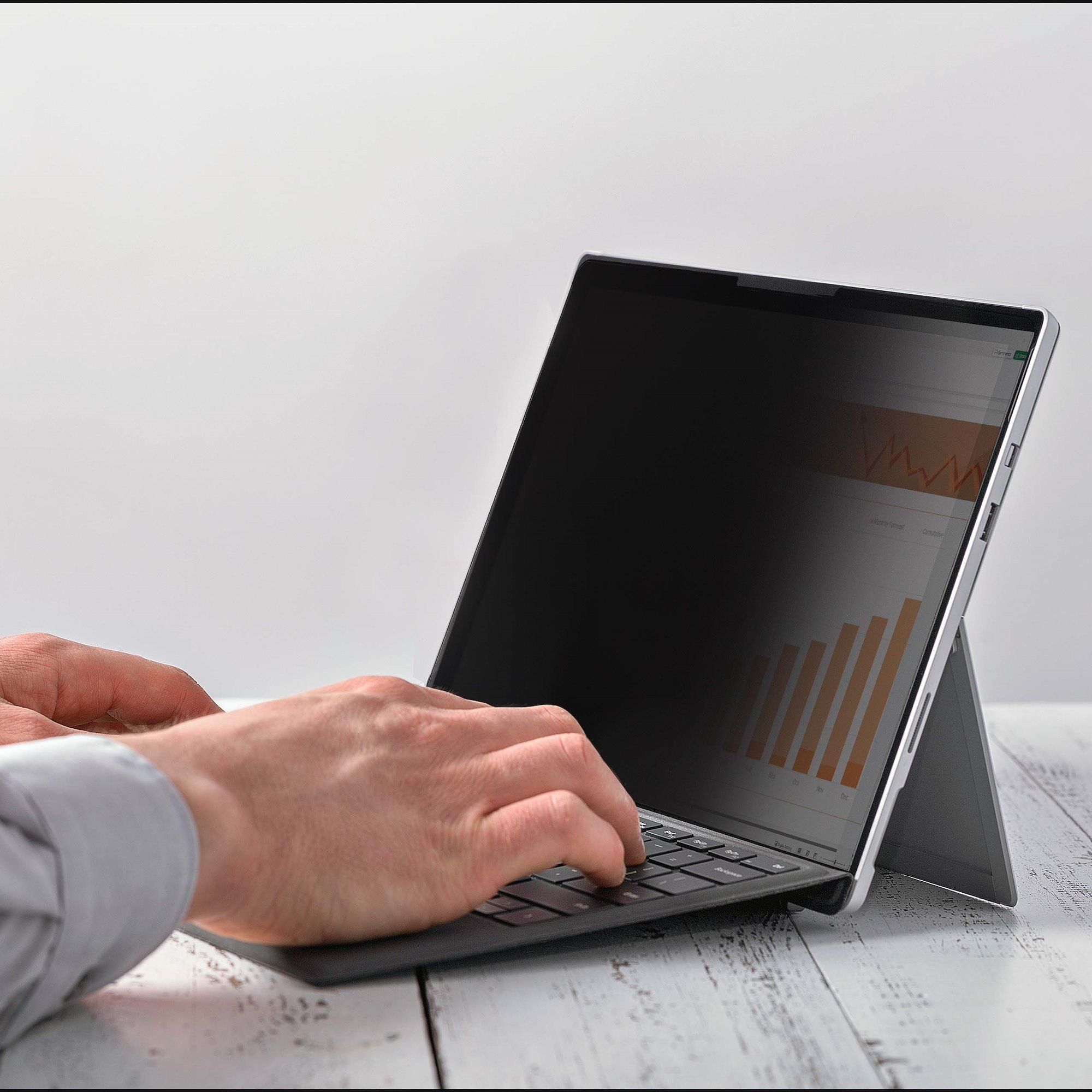 Filtër privatësie StarTech.com për Surface Laptop Go, 12.4", 4 drejtime, matte