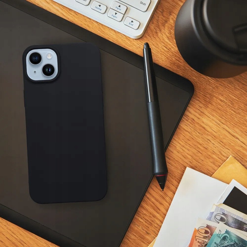 Futrollë matt Motorola G Play 2025, TPU fleksibil, kundër rrëshqitjes, e zezë