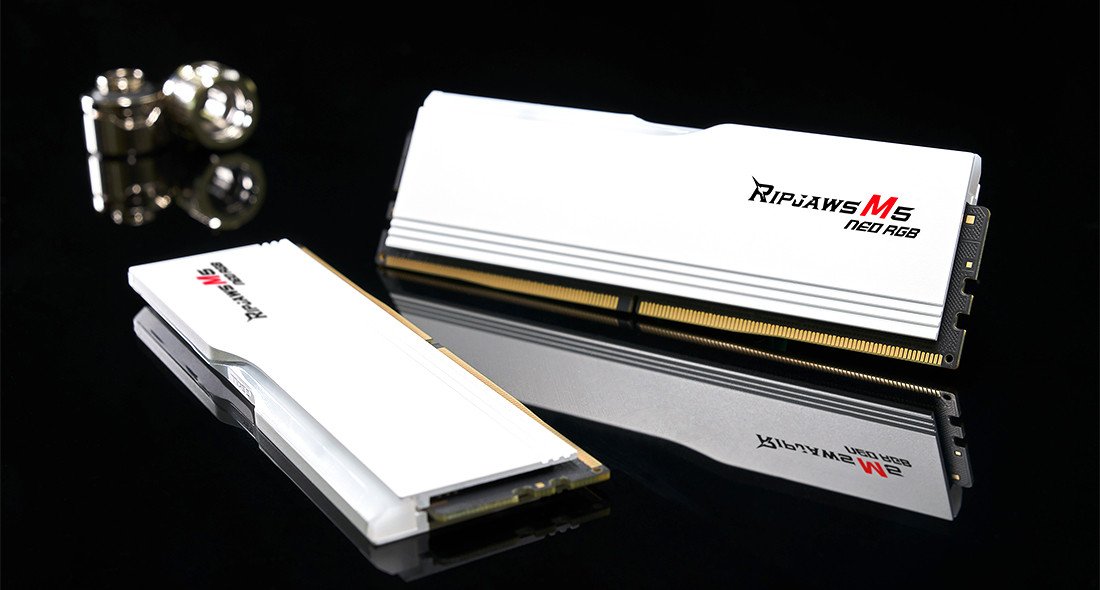 Memorie RAM G.Skill Ripjaws M5 Neo RGB DDR5, 32GB 6000MHz CL36, Dual Channel AMD EXPO, e bardhë RGB