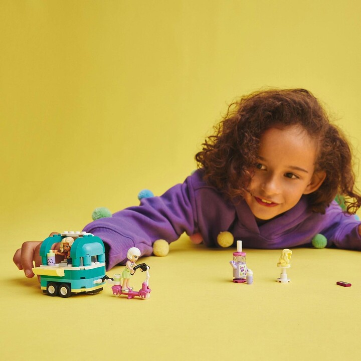 Set LEGO® Friends 41733 Mobile bubble tea shop, 109 pjesë
