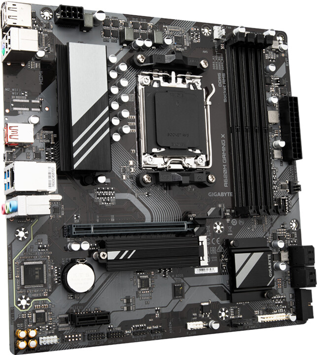 Pllakë amë GIGABYTE A620M GAMING X - AMD A620 2